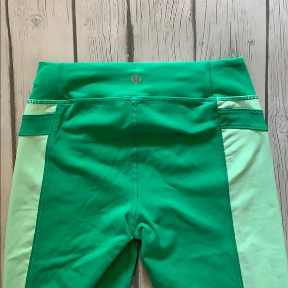 Lululemon Heat It Up Crop Pants Size 4 - Picture 12 of 14